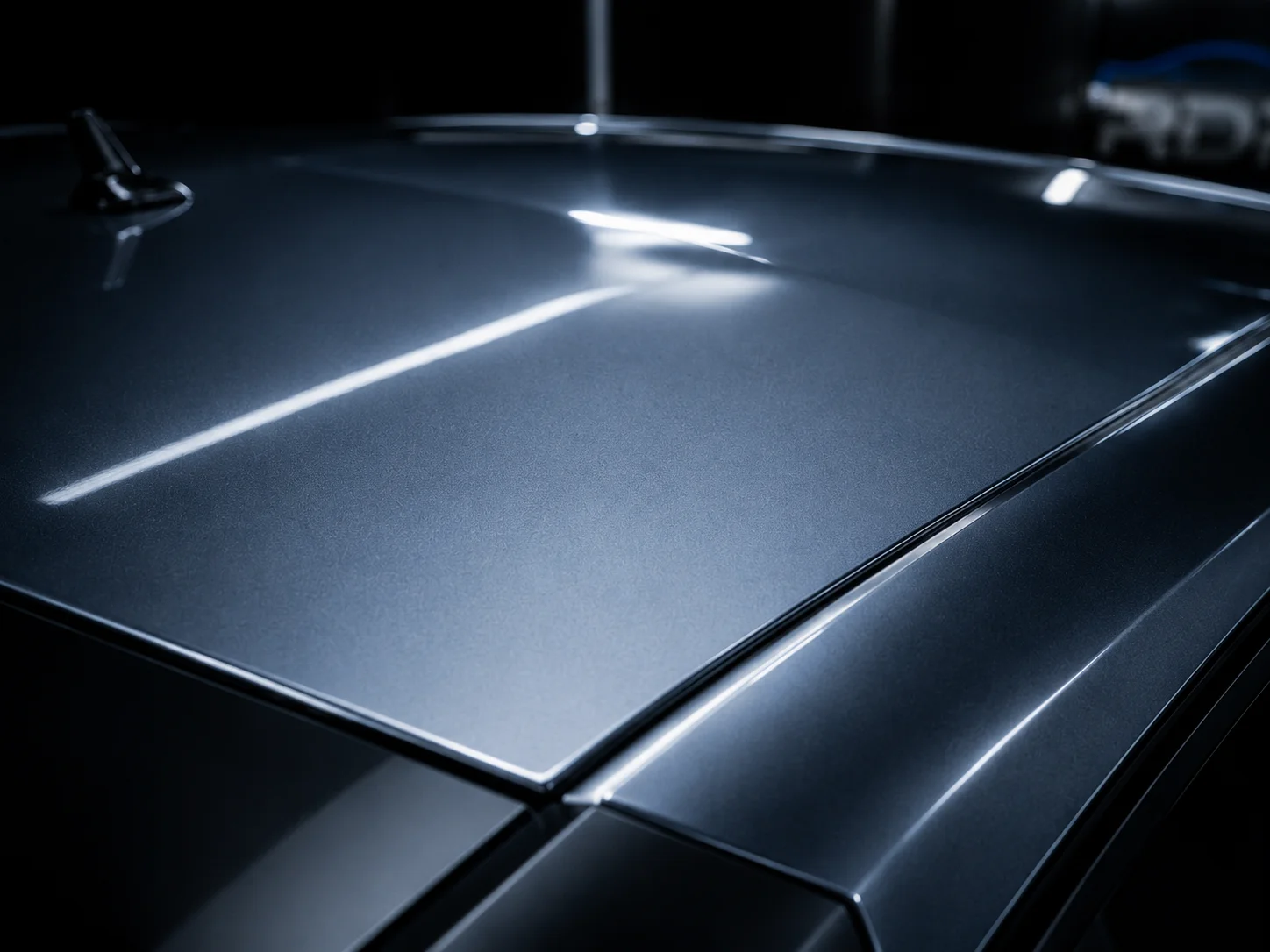Panel de coche reparado con acabado impecable